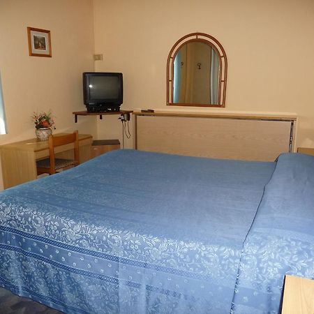 אלטופאשיו Hotel Astoria חדר תמונה