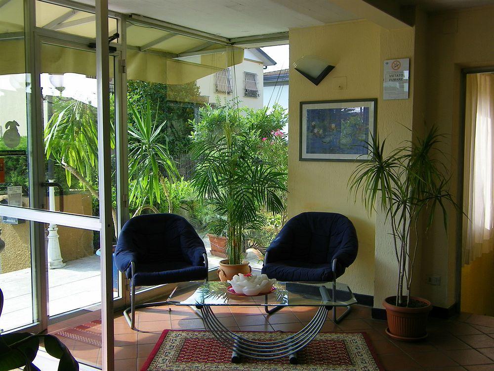 אלטופאשיו Hotel Astoria מראה חיצוני תמונה