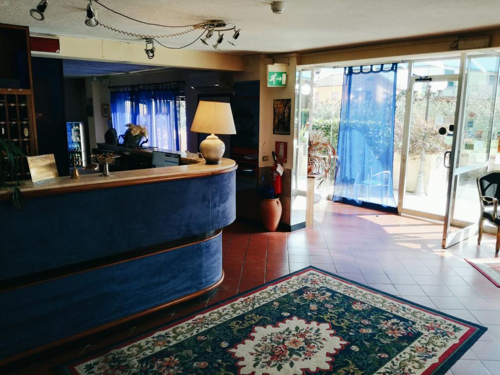 אלטופאשיו Hotel Astoria מראה חיצוני תמונה