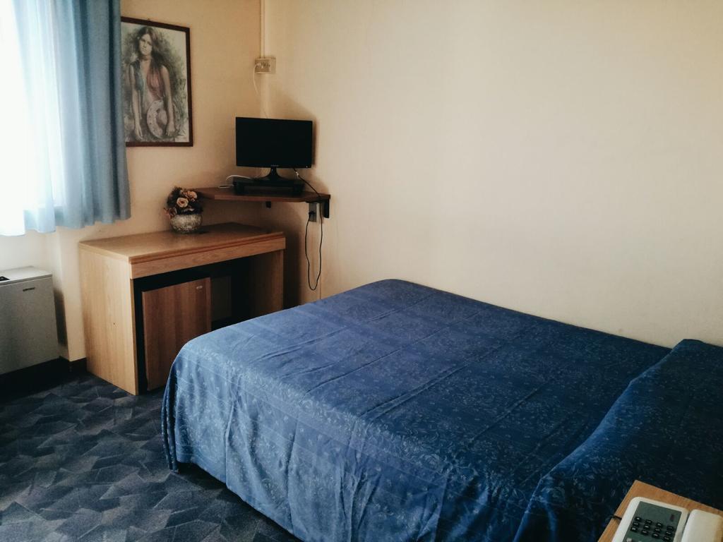 אלטופאשיו Hotel Astoria מראה חיצוני תמונה