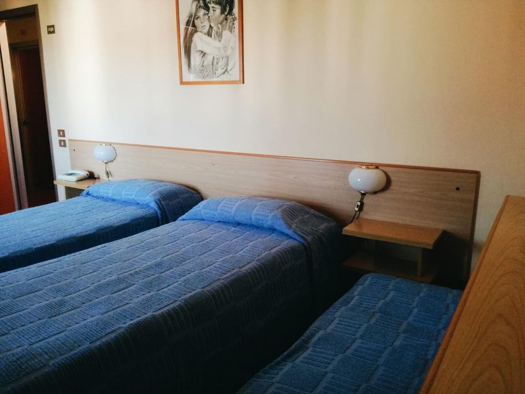 אלטופאשיו Hotel Astoria מראה חיצוני תמונה