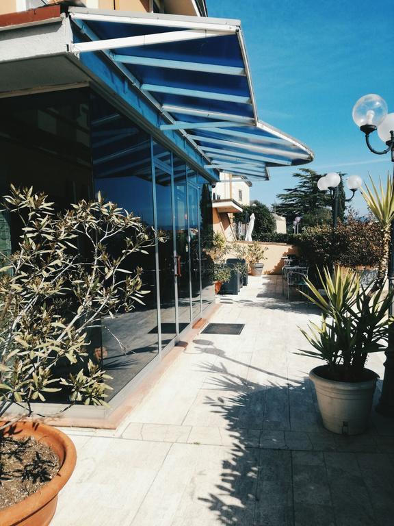 אלטופאשיו Hotel Astoria מראה חיצוני תמונה