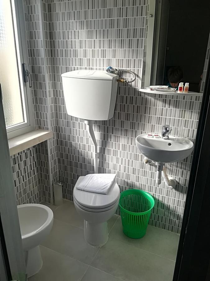 אלטופאשיו Hotel Astoria מראה חיצוני תמונה