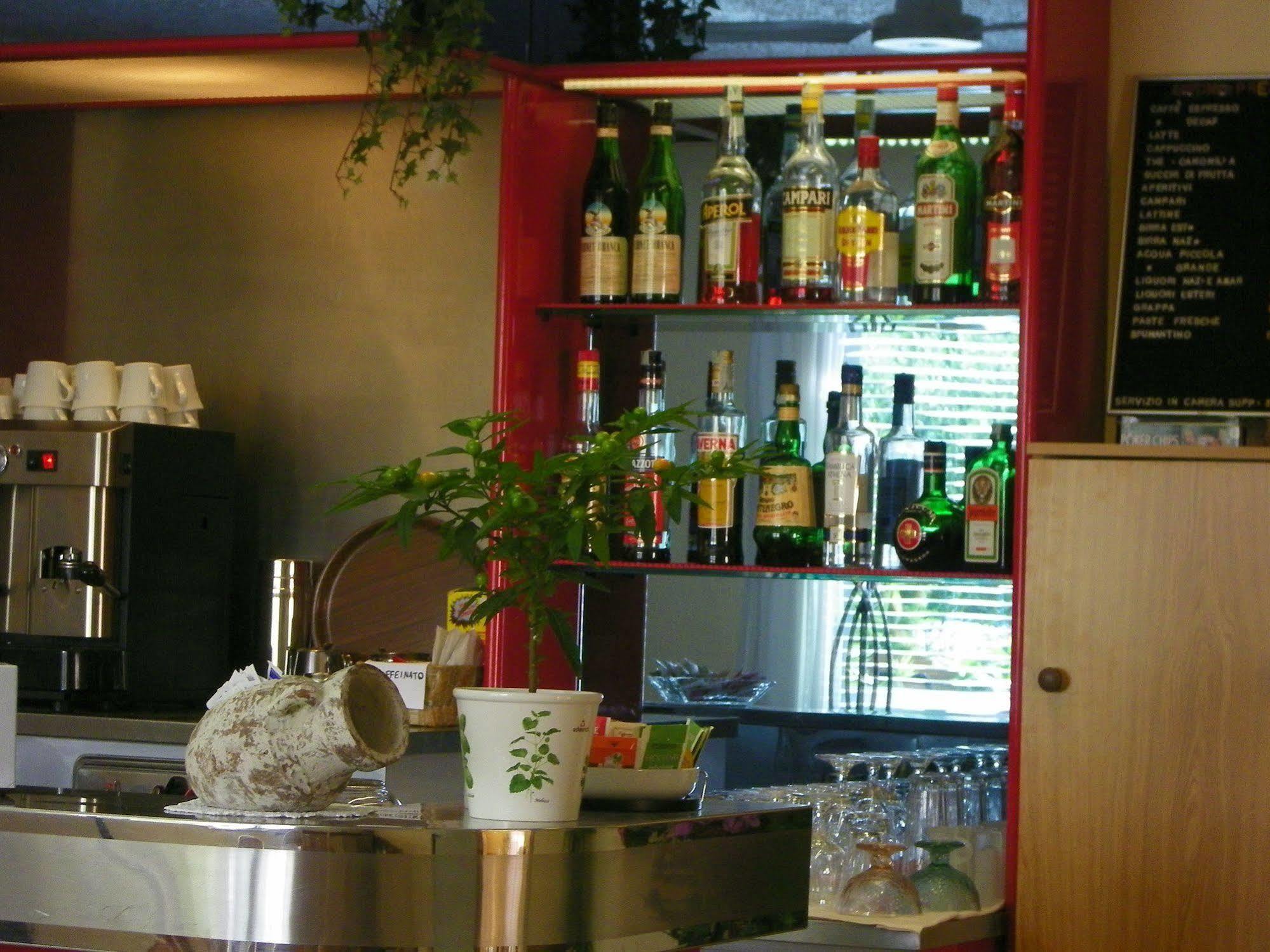 אלטופאשיו Hotel Astoria מראה חיצוני תמונה