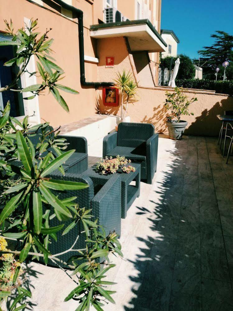 אלטופאשיו Hotel Astoria מראה חיצוני תמונה